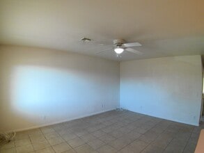 1790 North Ave, Unit 2 in Bullhead City, AZ - Building Photo - Building Photo
