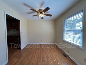 6204 Lakehaven Dr in Fayetteville, NC - Building Photo - Building Photo