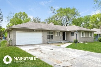 8118 Willow Way in Raytown, MO - Building Photo - Building Photo