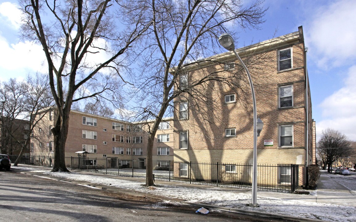 6122-6136 N Seeley Ave in Chicago, IL - Building Photo