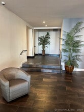 50 Glenbrook Rd in Stamford, CT - Building Photo - Building Photo