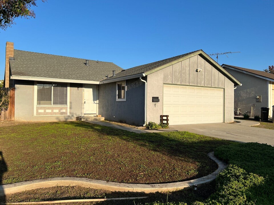 1410 Donohue Dr in San Jose, CA - Building Photo