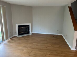 2850 Sand Run Pkwy in Fairlawn, OH - Building Photo - Building Photo