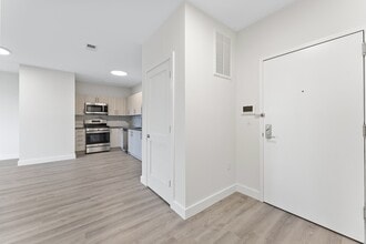 49 N Day St in Orange, NJ - Building Photo - Building Photo