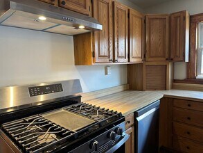 74 Governor Winthrop Rd, Unit 2 in Somerville, MA - Building Photo - Building Photo