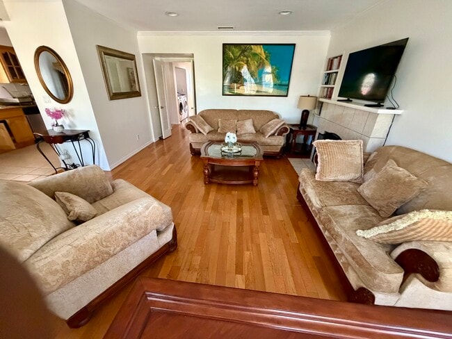 property at 3926 W 59th St