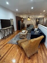 9 S College St, Unit Historic Hideaway #9 in Winchester, TN - Building Photo - Building Photo