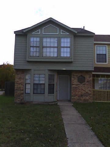 property at 1366 Old Jamestown Ct