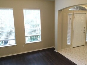 2218 Laurel Oaks Dr in Houston, TX - Building Photo - Building Photo