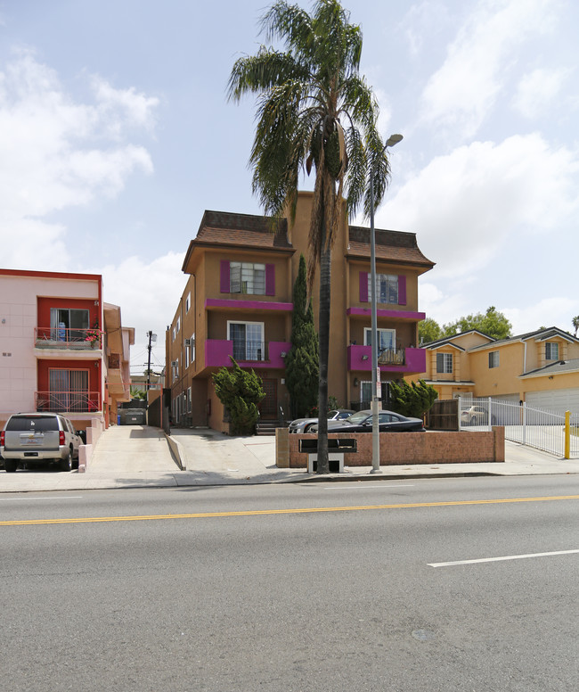 430 S Wilton Pl in Los Angeles, CA - Building Photo - Building Photo