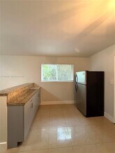 3131 Carter St in Miami, FL - Building Photo - Building Photo