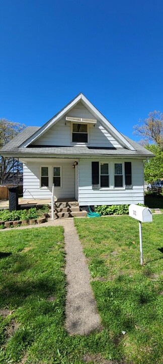 312 E Garfield St in Michigan City, IN - Building Photo