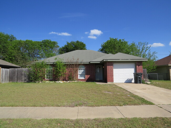 property at 2606 Cross Timber Dr