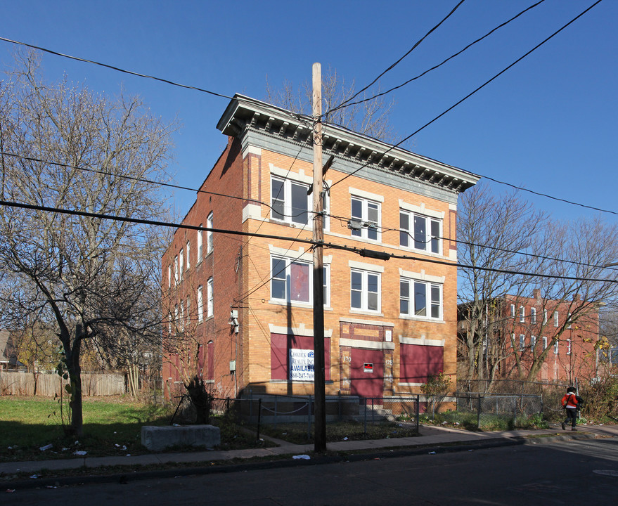 128-130 Nelson St in Hartford, CT - Foto de edificio