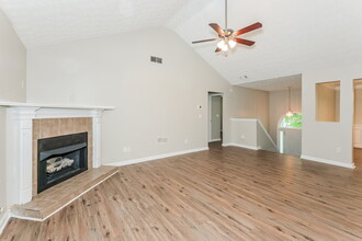 1453 Virgil Pond Ln in Loganville, GA - Building Photo - Building Photo
