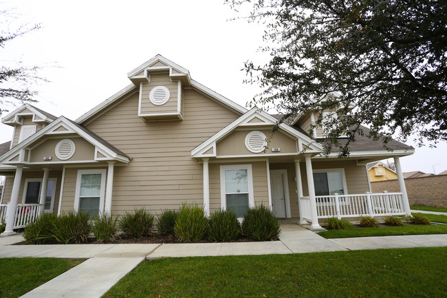 Central Avenue Seniors in Wasco, CA - Foto de edificio - Building Photo