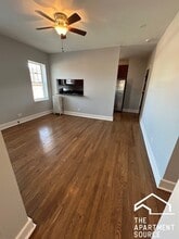 72 Pine Ave in Riverside, IL - Foto de edificio - Building Photo