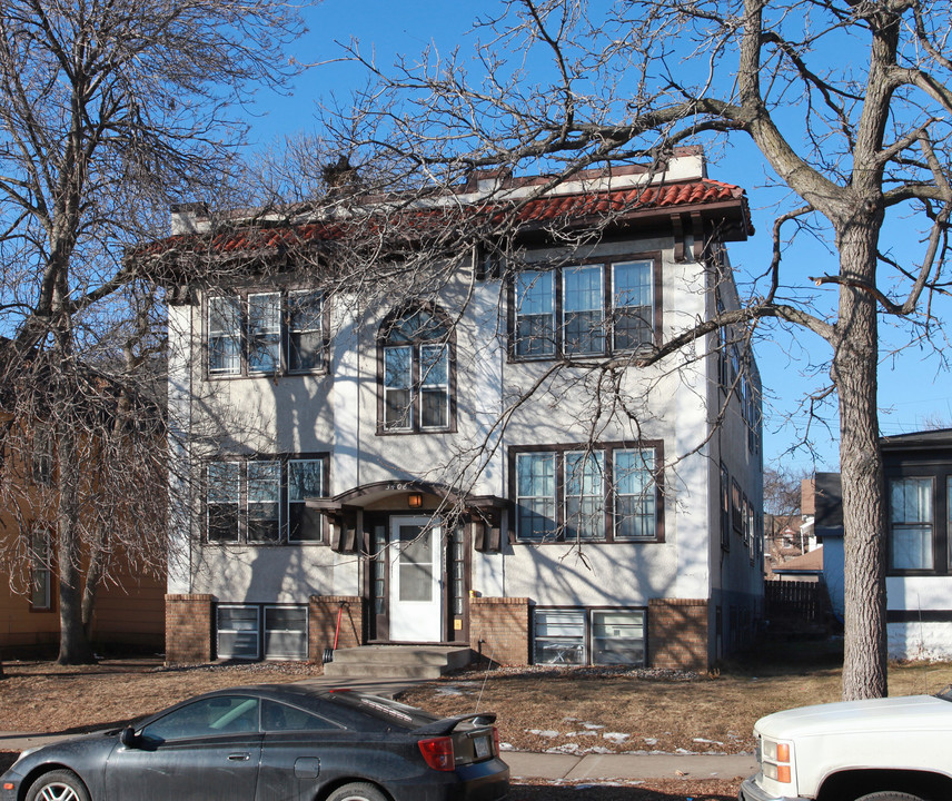 3408 Stevens Ave S in Minneapolis, MN - Building Photo