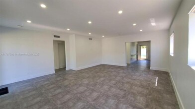 238 NW 45th St in Miami, FL - Building Photo - Building Photo