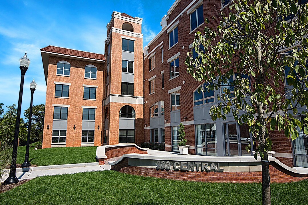 333 Central in Westfield, NJ - Foto de edificio