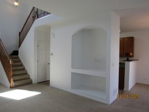 494 S Jade Ln in Round Lake, IL - Building Photo - Building Photo