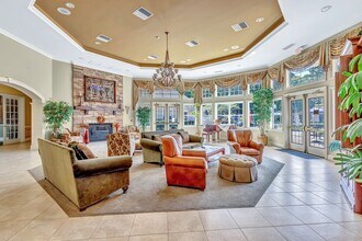 632 Sophee Ln in Lakewood, NJ - Foto de edificio - Building Photo