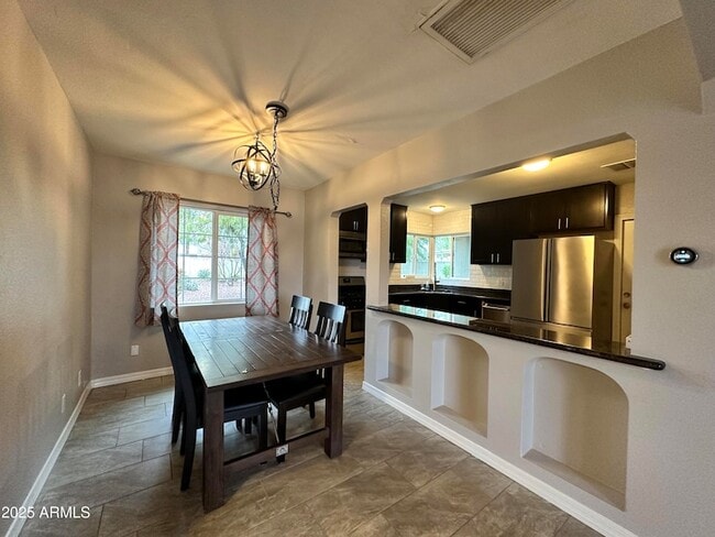 1802 E Hubbell St in Phoenix, AZ - Foto de edificio - Building Photo