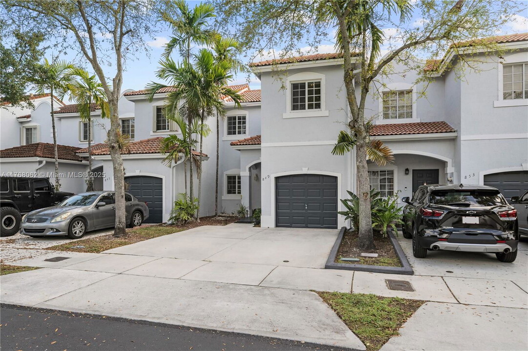 849 SW 148th Pl in Miami, FL - Building Photo