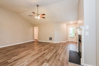 412 Redwood Trail in Canton, GA - Building Photo - Building Photo