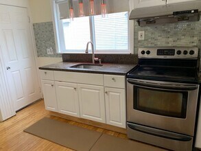 292 Billings Rd in Quincy, MA - Building Photo - Building Photo