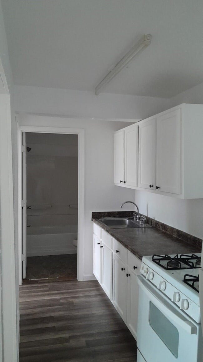 property at 2405 Franklin St