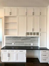 2323 N Akard St in Dallas, TX - Building Photo - Building Photo