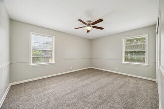 6306 Thrush Dr in Houston, TX - Building Photo - Building Photo