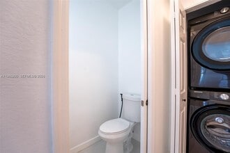 8800 NW 97th Ave in Doral, FL - Building Photo - Building Photo