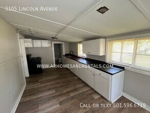 3105 Lincoln Ave in North Little Rock, AR - Building Photo - Building Photo