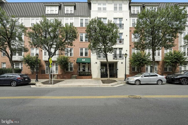 property at 2665 Prosperity Ave