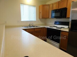 1157 E Carolina Ave in Fruita, CO - Building Photo - Building Photo