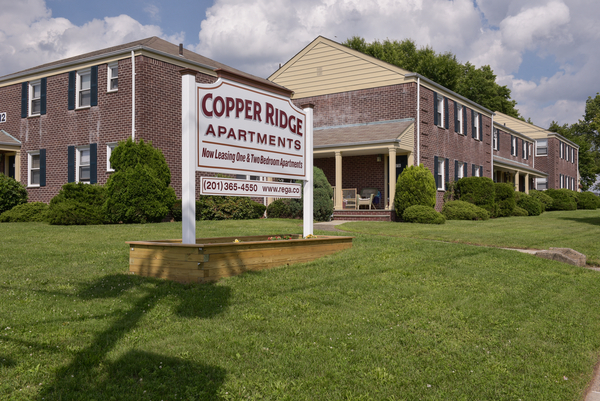 Copper Ridge Apartments in North Arlington, NJ - Building Photo