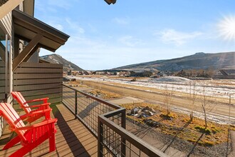 85 Haverly St in Crested Butte, CO - Foto de edificio - Building Photo