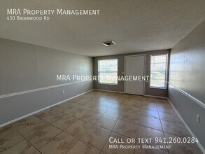 450 Briarwood Rd in Venice, FL - Building Photo - Building Photo