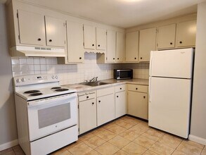 31 Montvale Ave in Woburn, MA - Building Photo - Building Photo