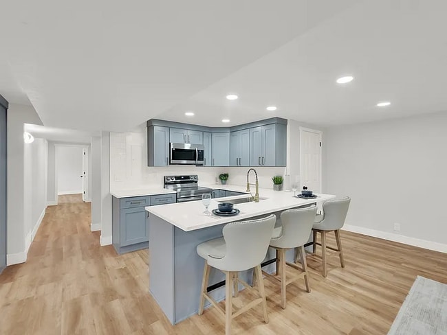 10852 S Star Pine Dr in Sandy, UT - Building Photo - Building Photo