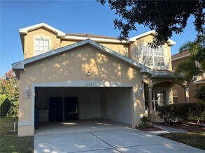 11126 Creek Haven Dr in Riverview, FL - Building Photo - Building Photo