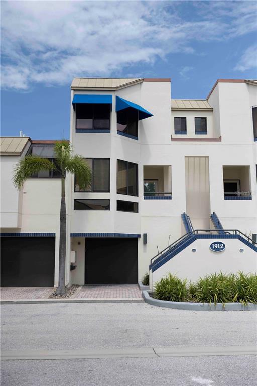 property at 1912 Harbourside Dr