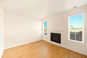 23555 E Platte Dr in Aurora, CO - Building Photo - Building Photo