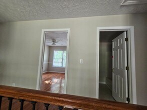 5001 Max Ridge Ct in Louisville, KY - Building Photo - Building Photo