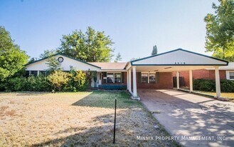 5209 15th St in Lubbock, TX - Building Photo