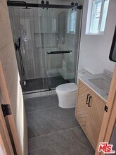 11912 Elkwood St in Los Angeles, CA - Building Photo - Building Photo