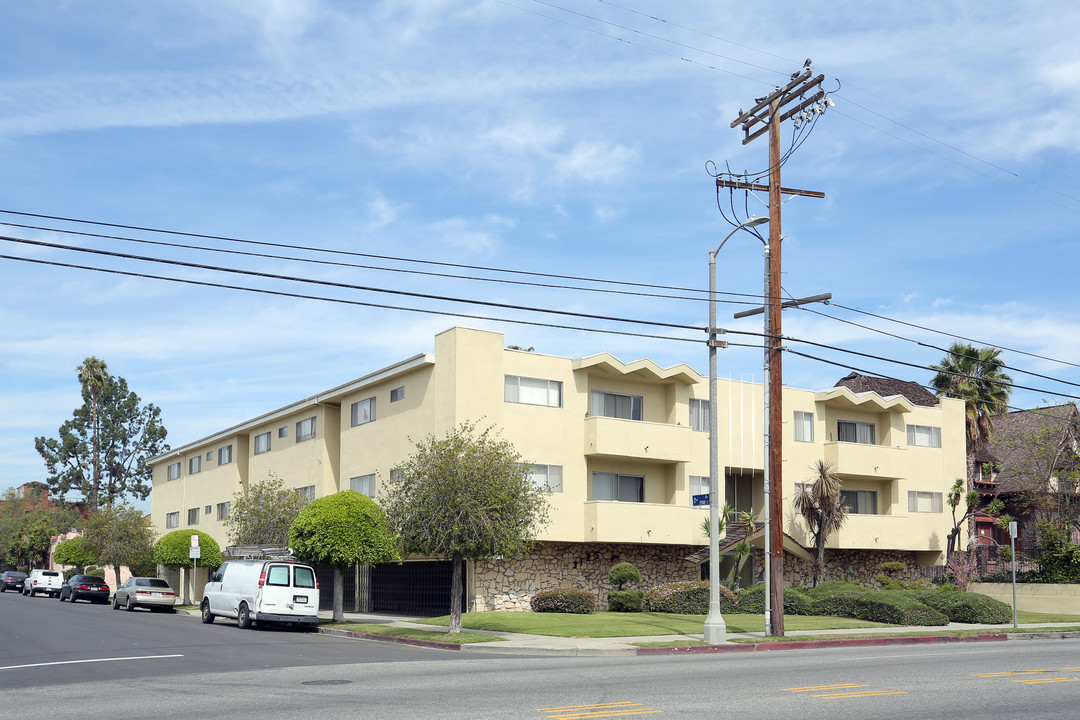 3125 W Adams Blvd in Los Angeles, CA - Building Photo