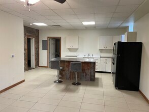 514 Loras Blvd in Dubuque, IA - Building Photo - Building Photo